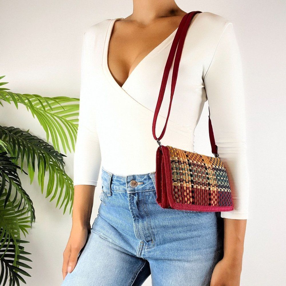 Multicolor Woven Crossbody Tote with Burgundy Trim
